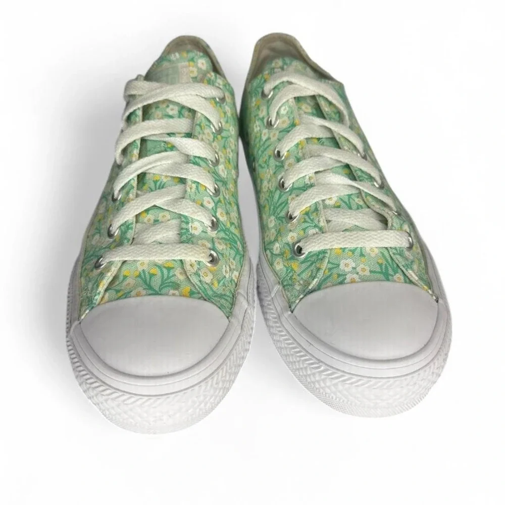Floral Green and White Women's Sneakers - Picture 3 of 8